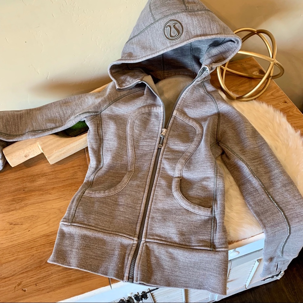 COPY - Lululemon Scuba hoodie jacket